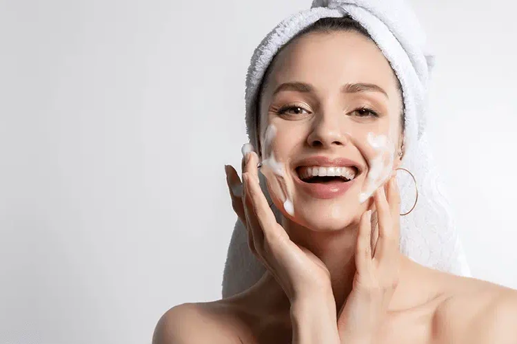 Descubre la Limpieza Facial que tu Piel Necesita